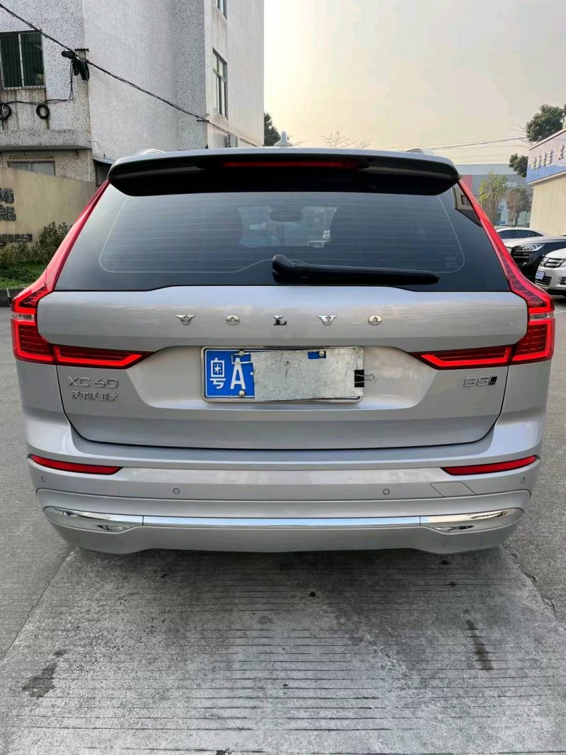 中山22年沃尔沃XC609