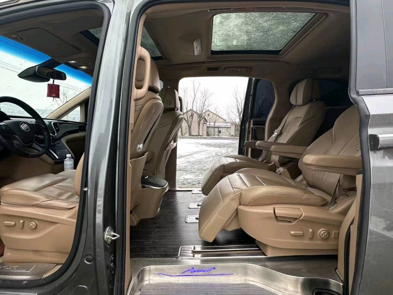 枣庄19年别克GL85