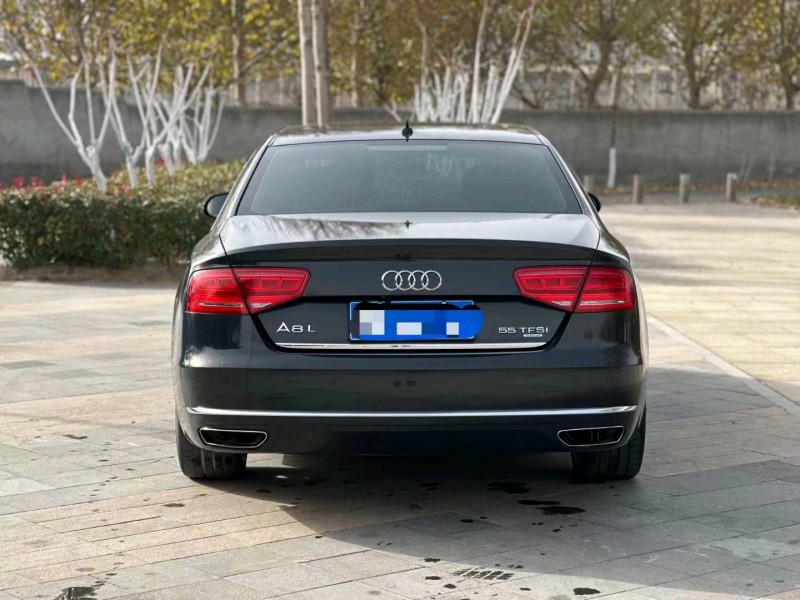 东营13年奥迪A8L8