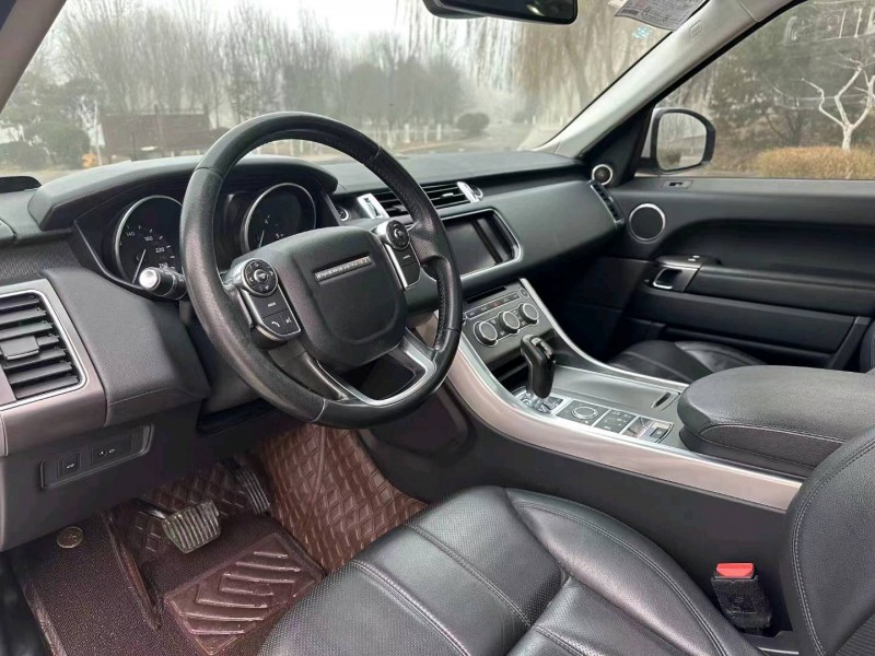 东营16年路虎揽胜运动5