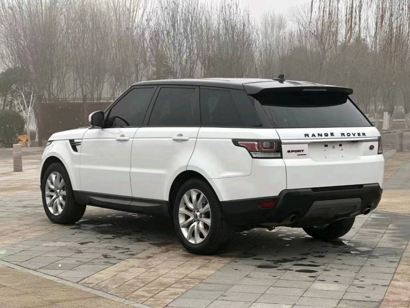 东营16年路虎揽胜运动6