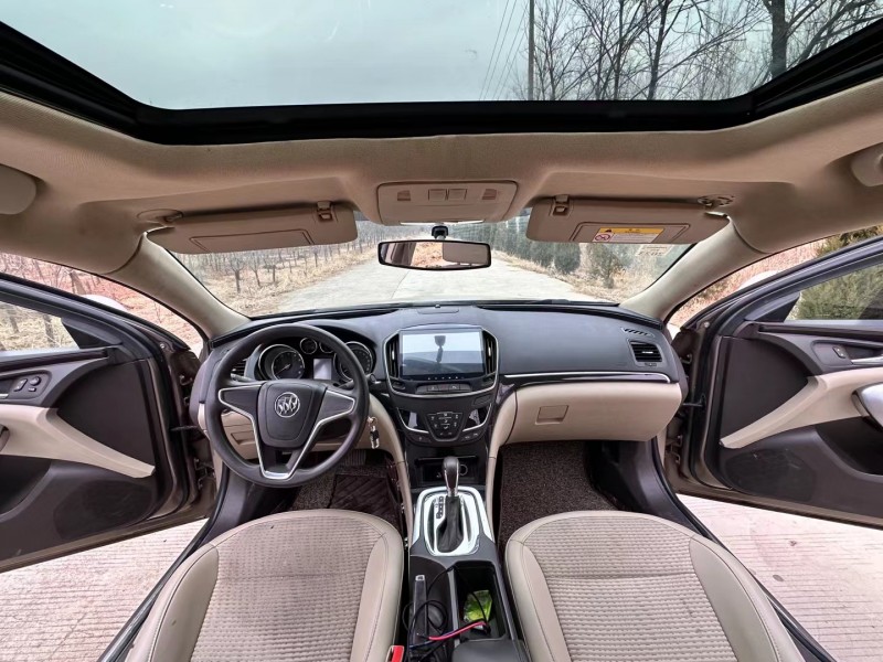 徐州17年别克君威6