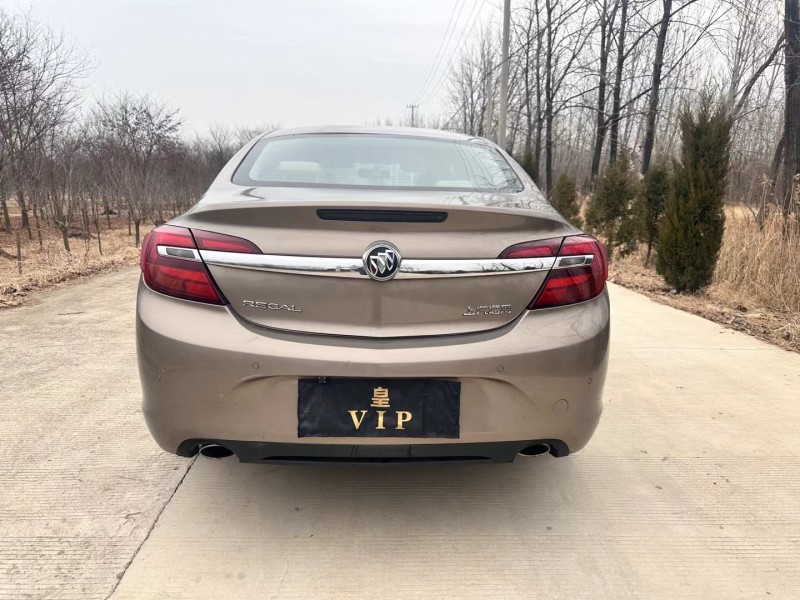 徐州17年别克君威9