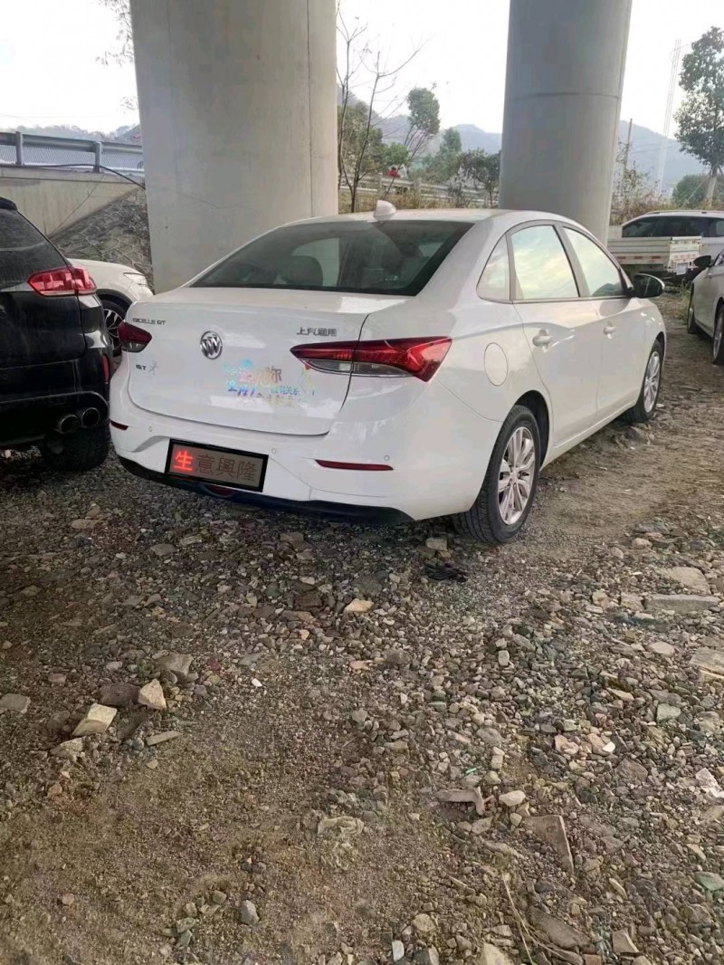 嘉兴20年别克英朗4