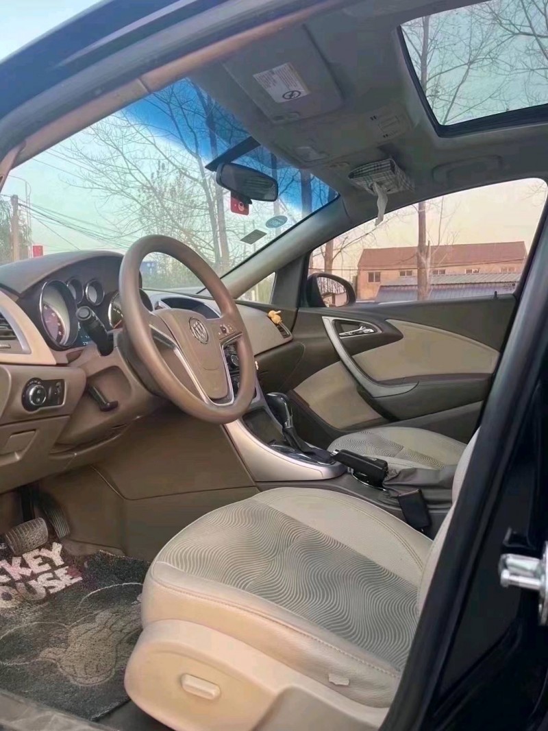 菏泽13年别克英朗5