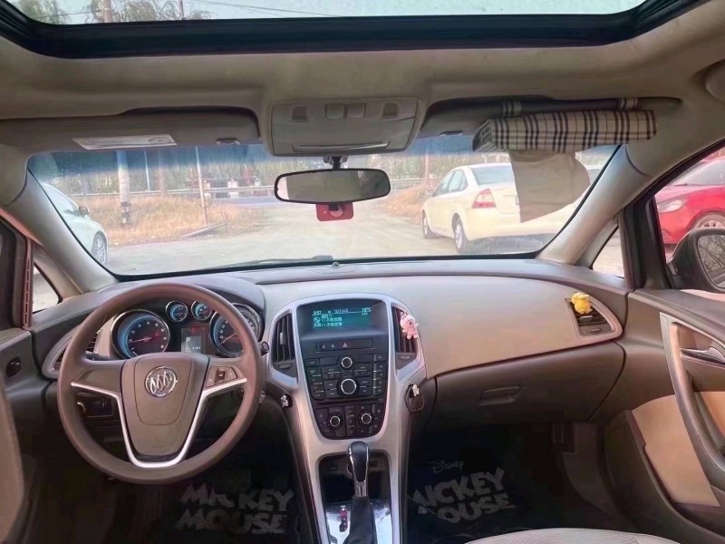 菏泽13年别克英朗7