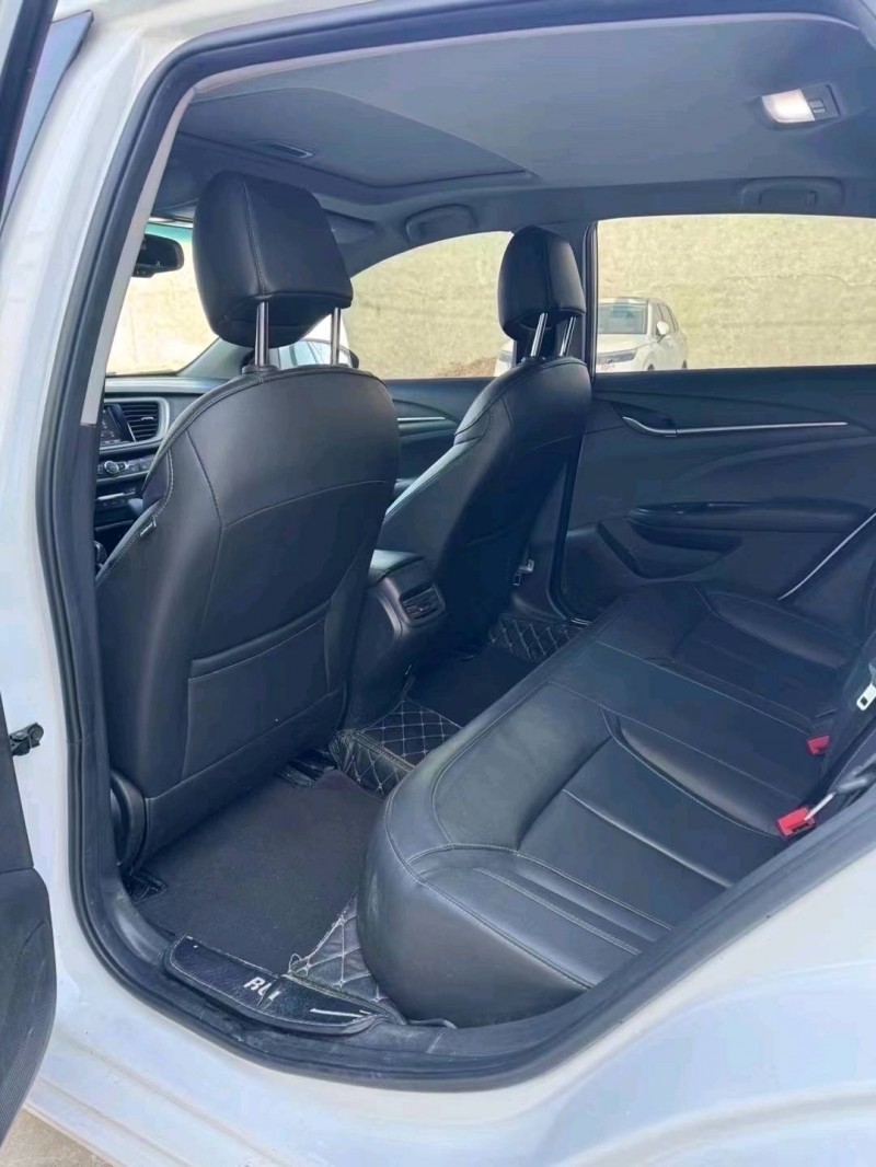 菏泽20年别克阅朗5