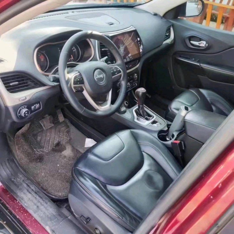 菏泽16年Jeep自由光5