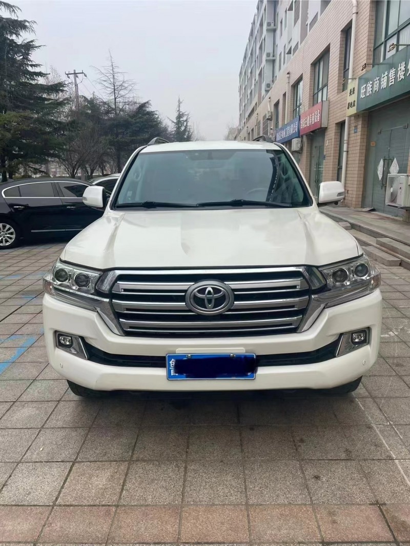 济宁16年丰田兰德酷路泽1