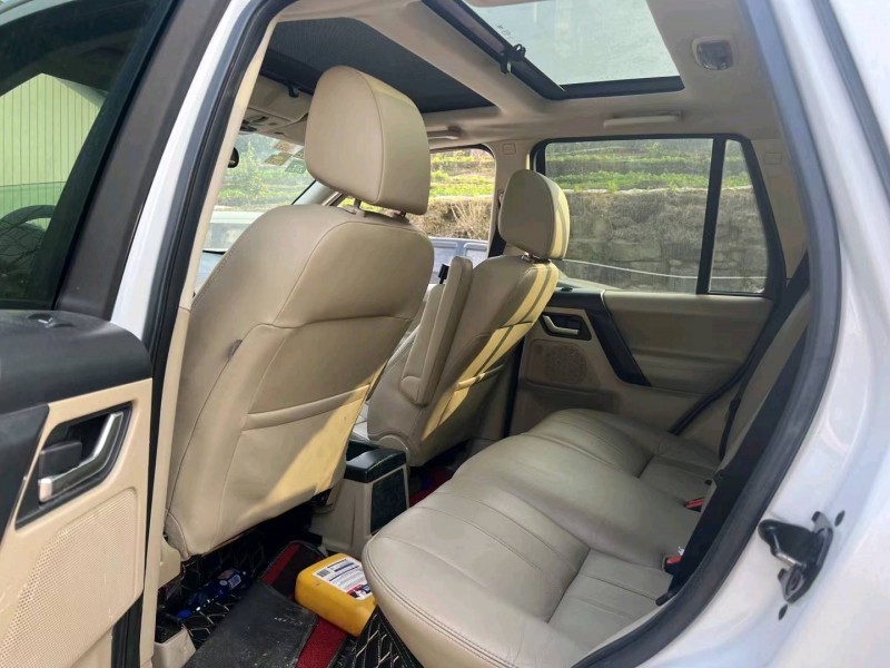 重庆13年路虎发现神行7