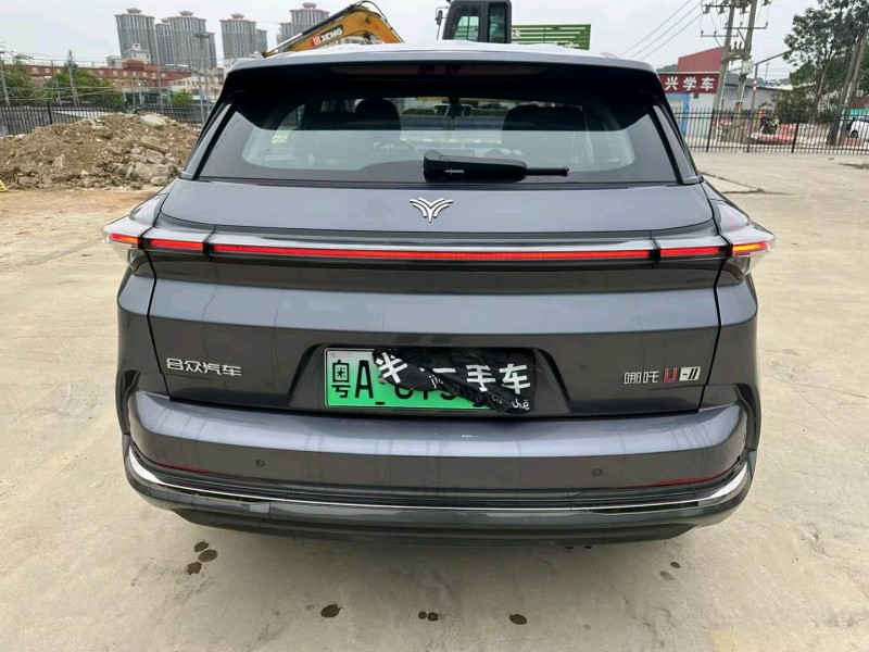 珠海23年哪吒U7