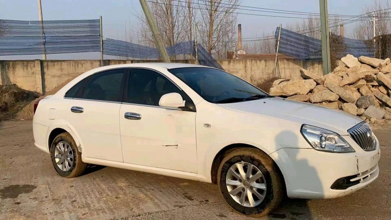 枣庄13年别克凯越2