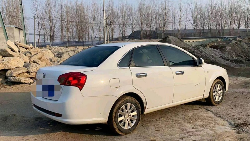 枣庄13年别克凯越4