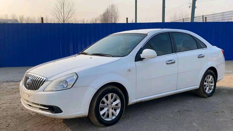 枣庄13年别克凯越5