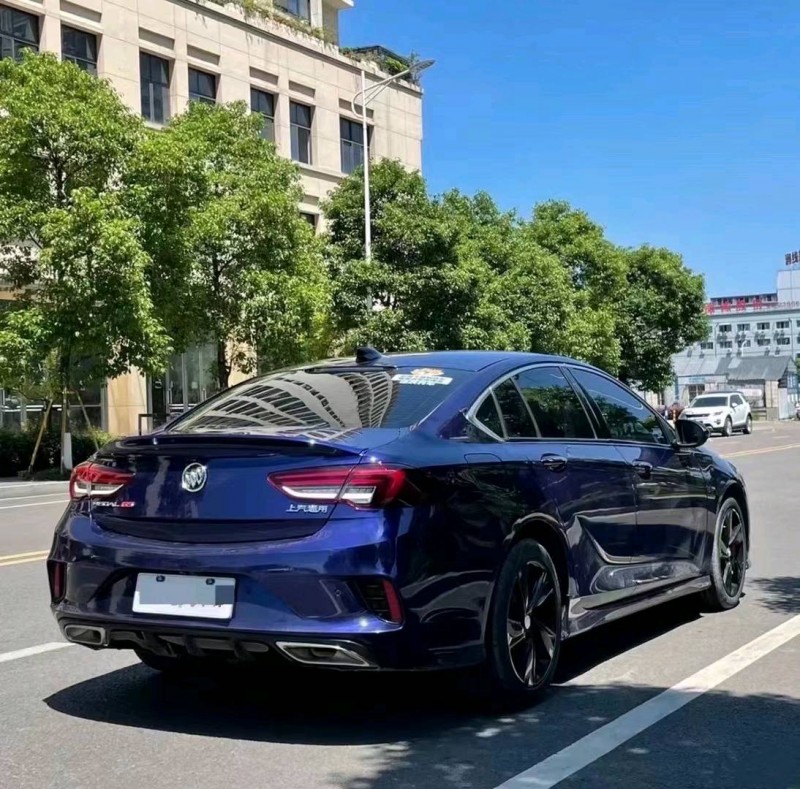 深圳21年别克君威6