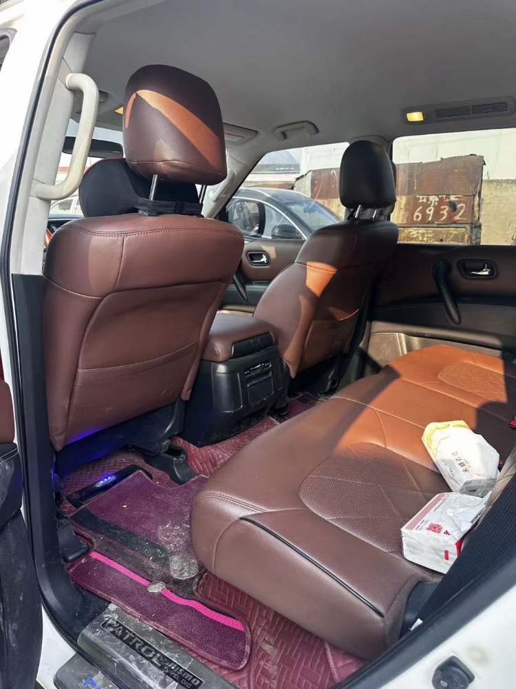 潍坊19年日产途乐7