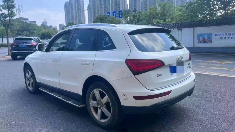 嘉兴16年奥迪Q54