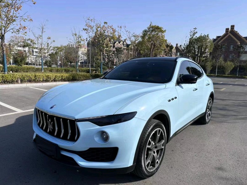 盐城20年玛莎拉蒂Levante2
