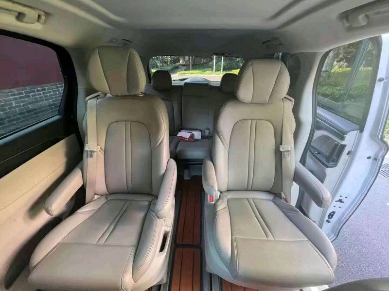 济宁20年别克GL86