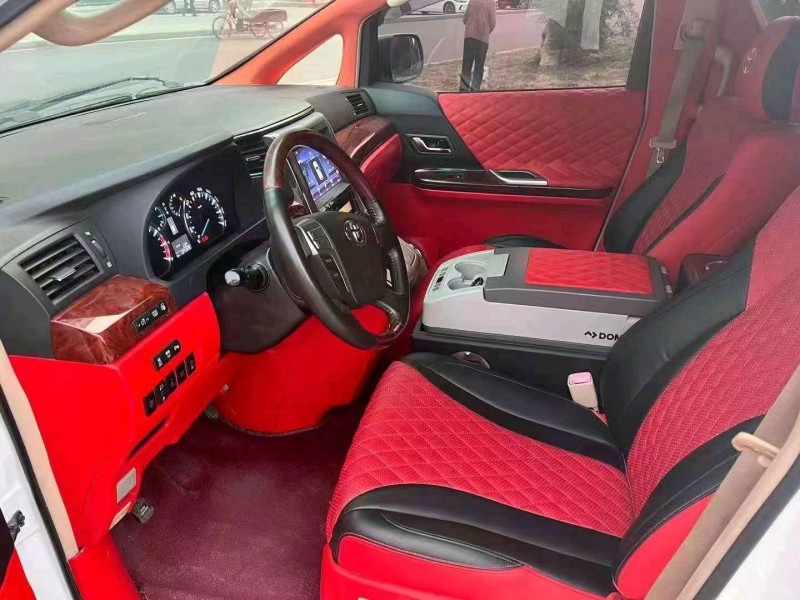 济宁14年丰田埃尔法5