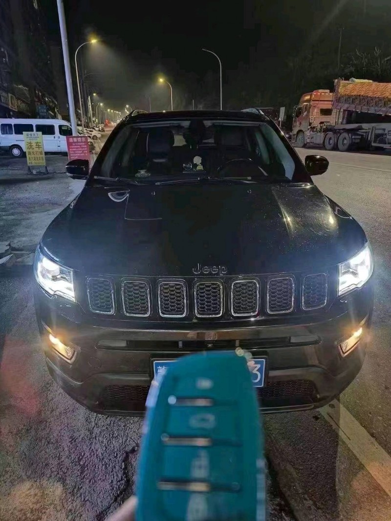 九江18年Jeep指南者1