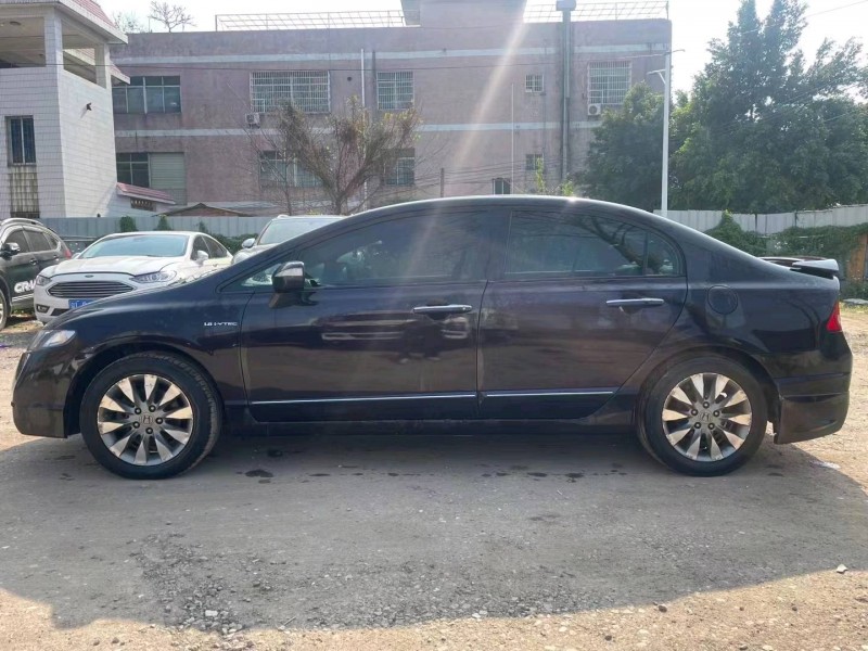 广州09年本田思域8