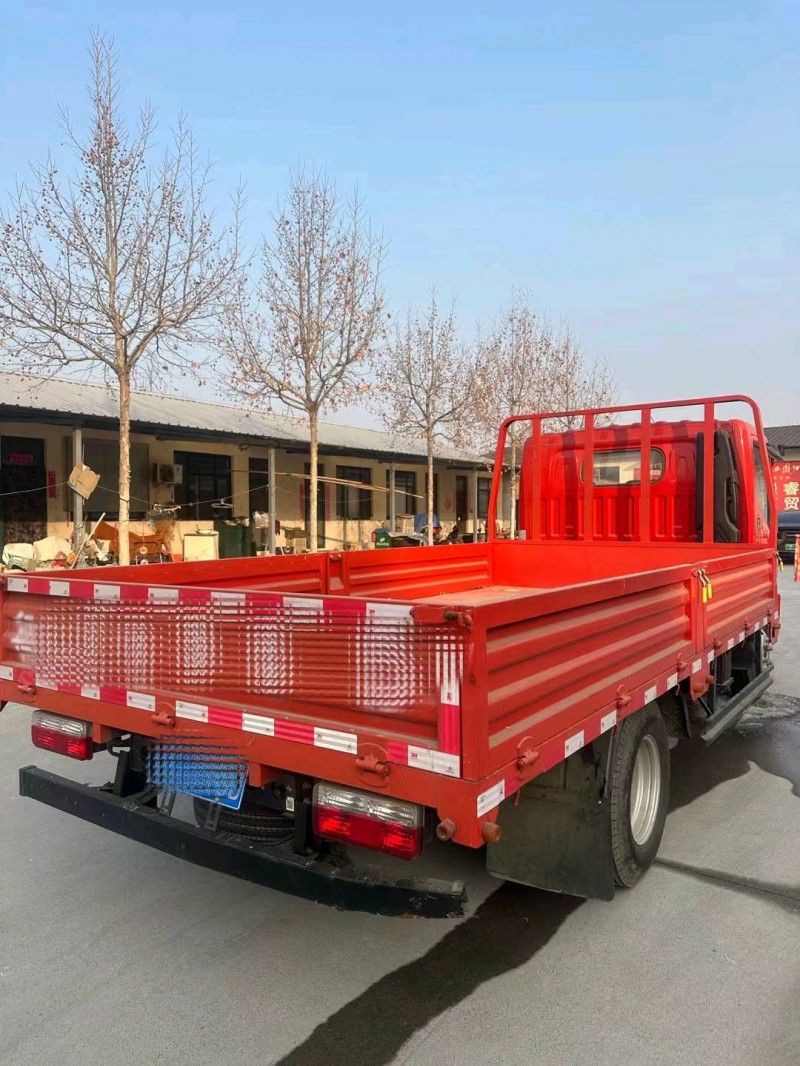 济南23年东风多利卡5