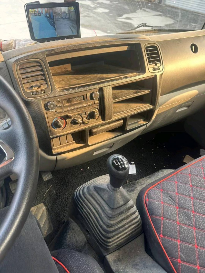 济南23年东风多利卡6