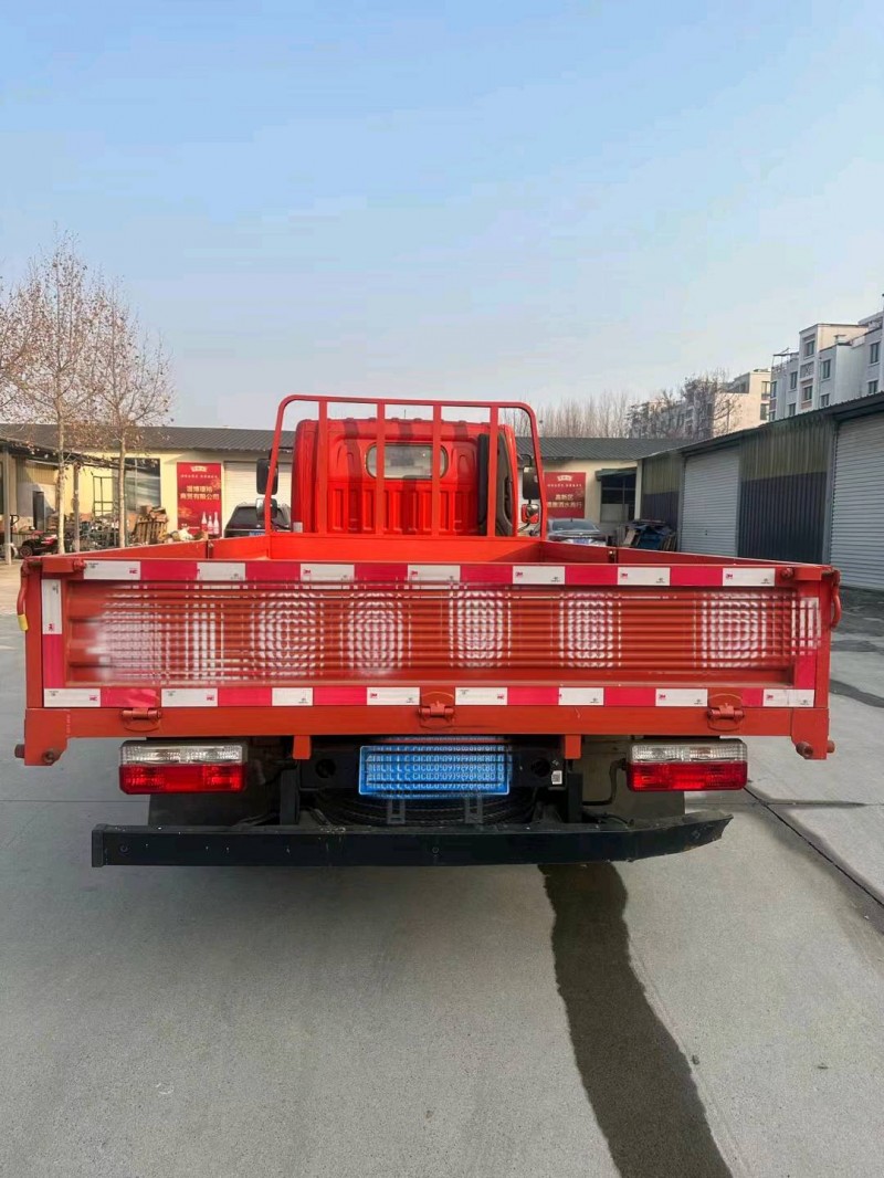 济南23年东风多利卡9