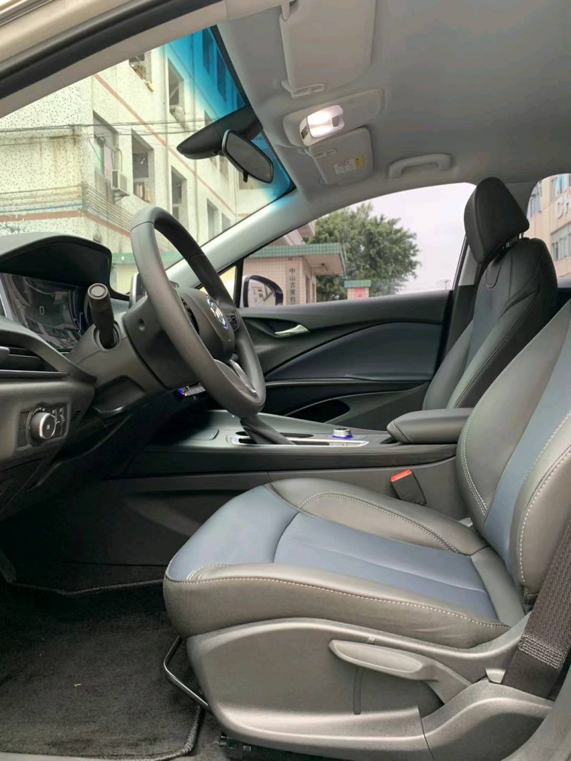 中山24年别克微蓝7