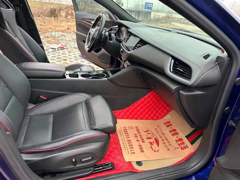 徐州22年别克君威8