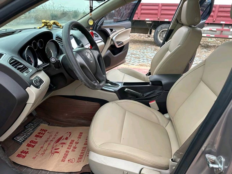 徐州13年别克君威4