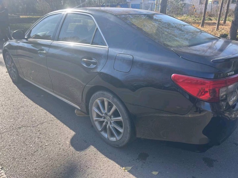 潍坊14年丰田锐志7