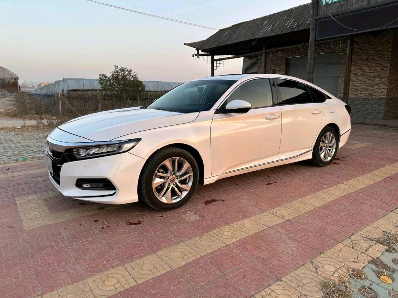 徐州18年本田雅阁9