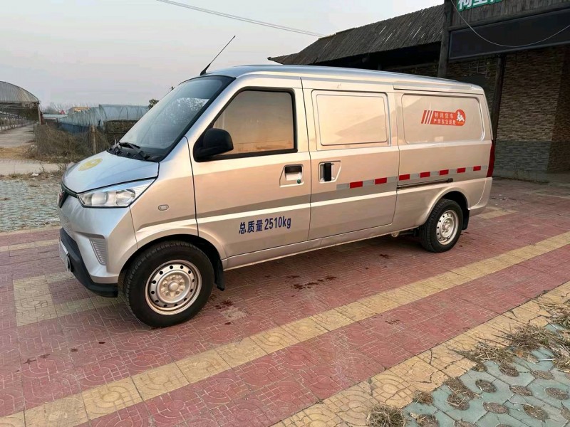 徐州22年五菱汽車新能源9