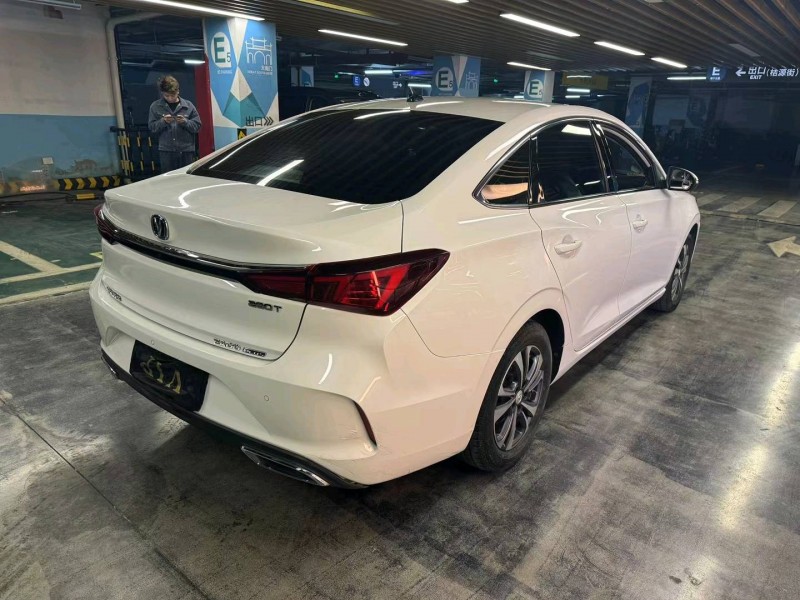 臺州21年長安汽車逸動7
