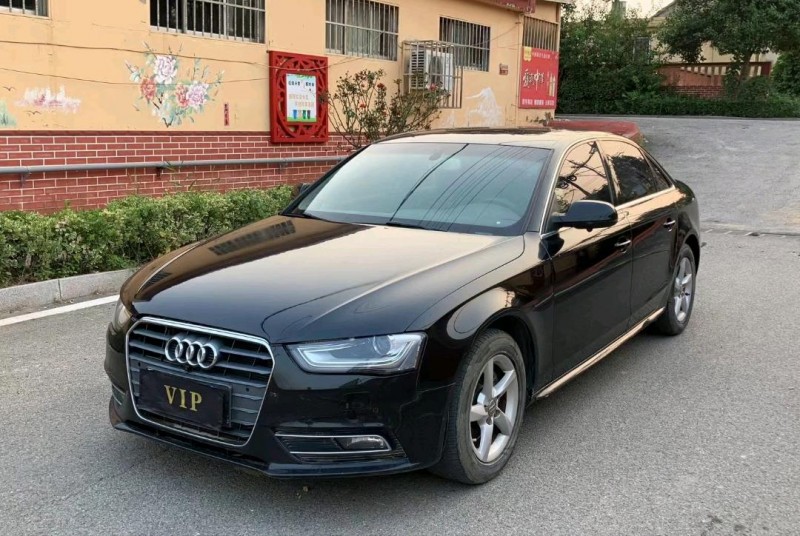 青岛13年奥迪A4L3