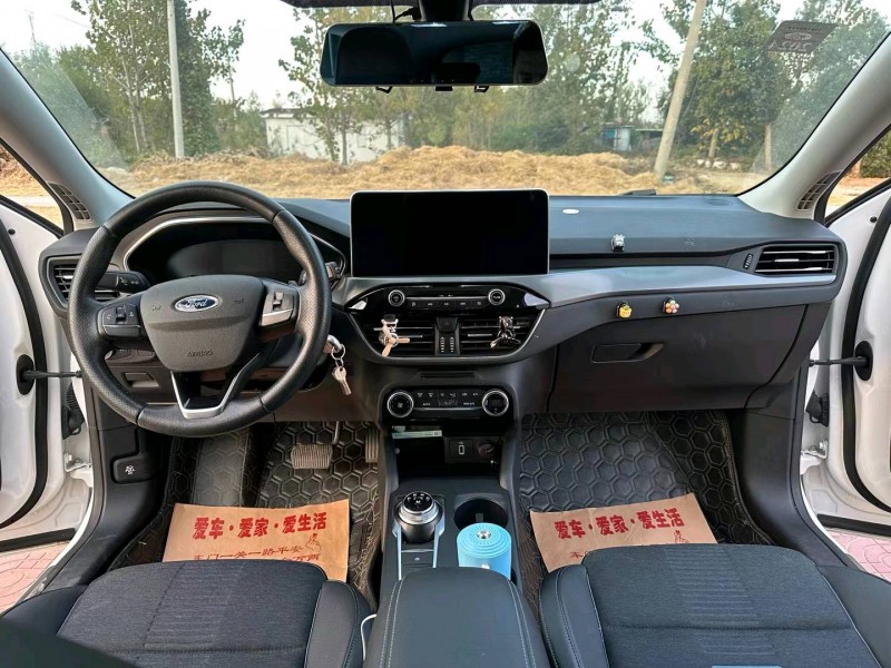 徐州20年福特福克斯4