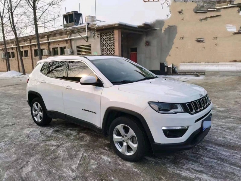 保定17年Jeep指南者2