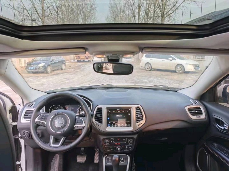 保定17年Jeep指南者5