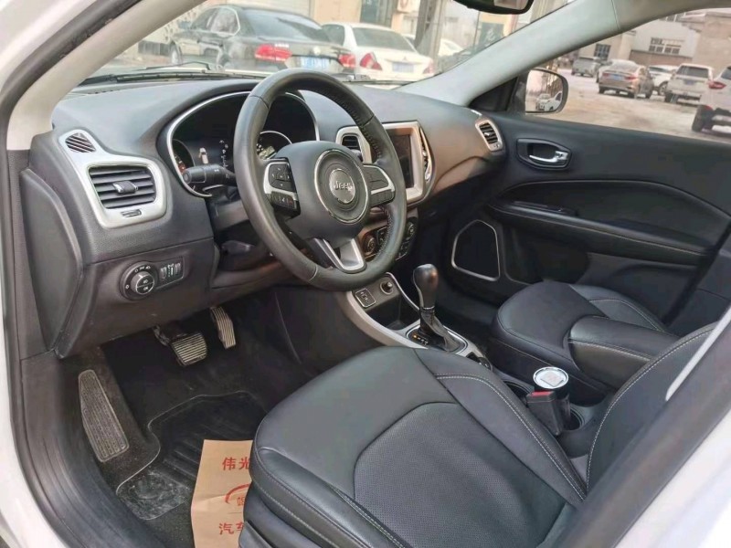 保定17年Jeep指南者6