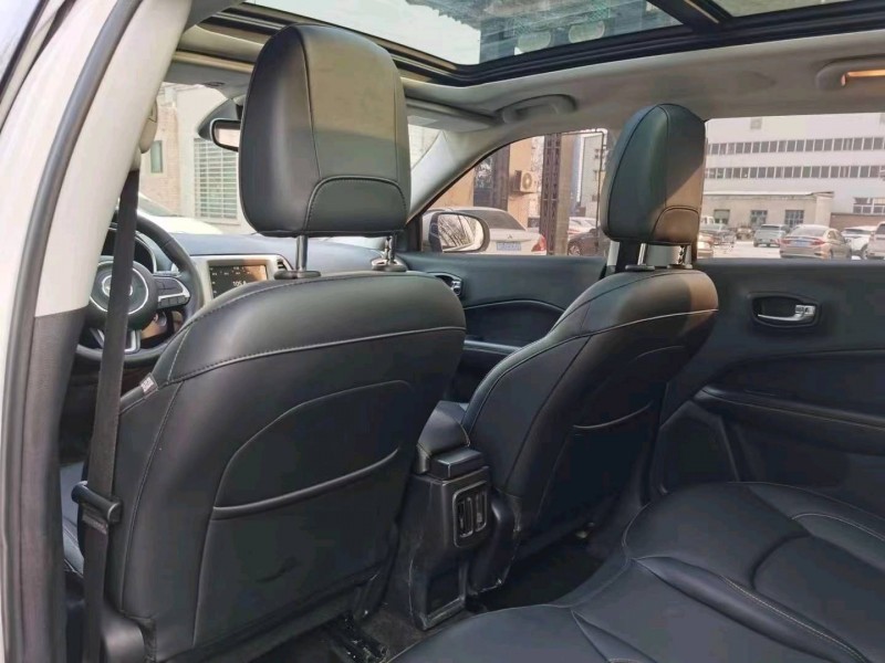 保定17年Jeep指南者7