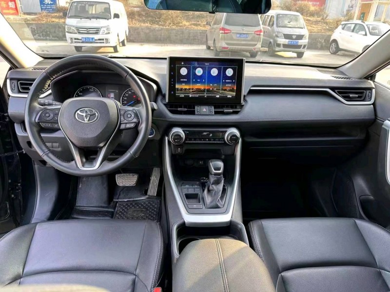 廊坊21年丰田威兰达6