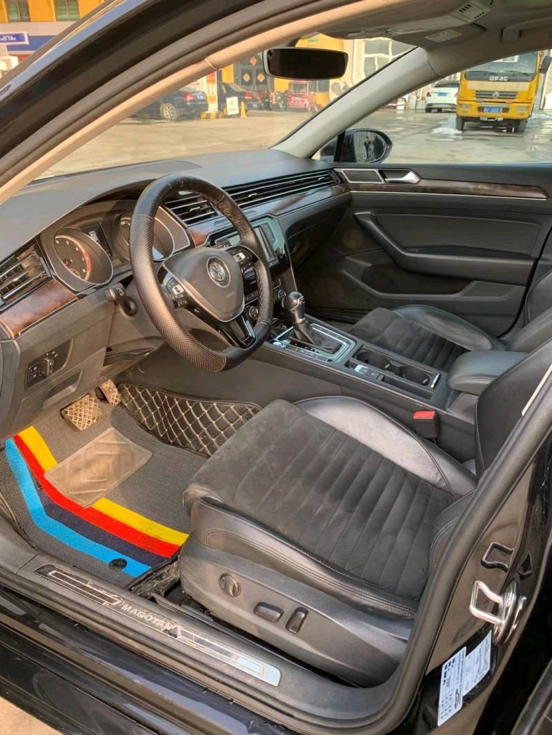 保定17年大众迈腾4