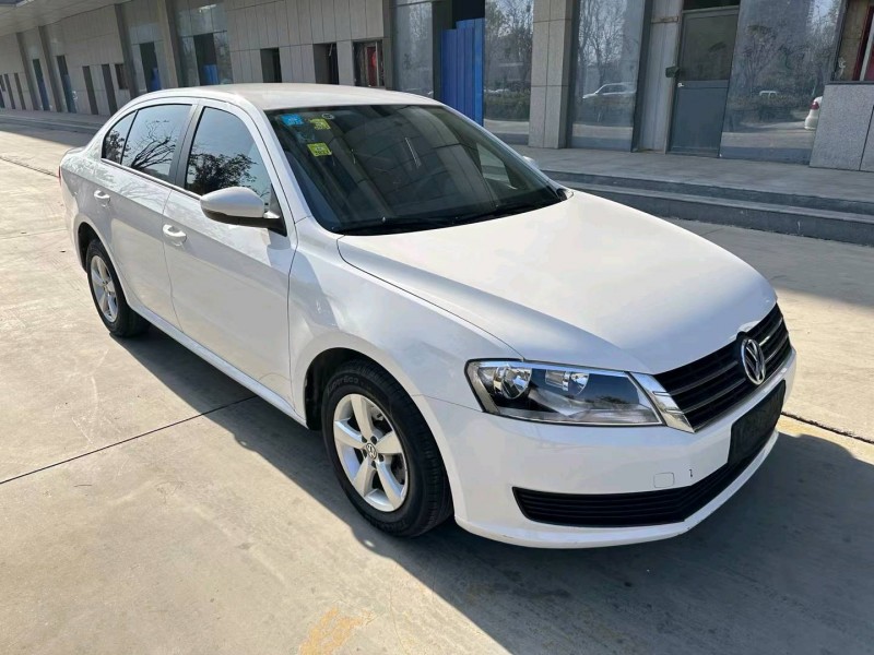 济宁17年大众朗逸3