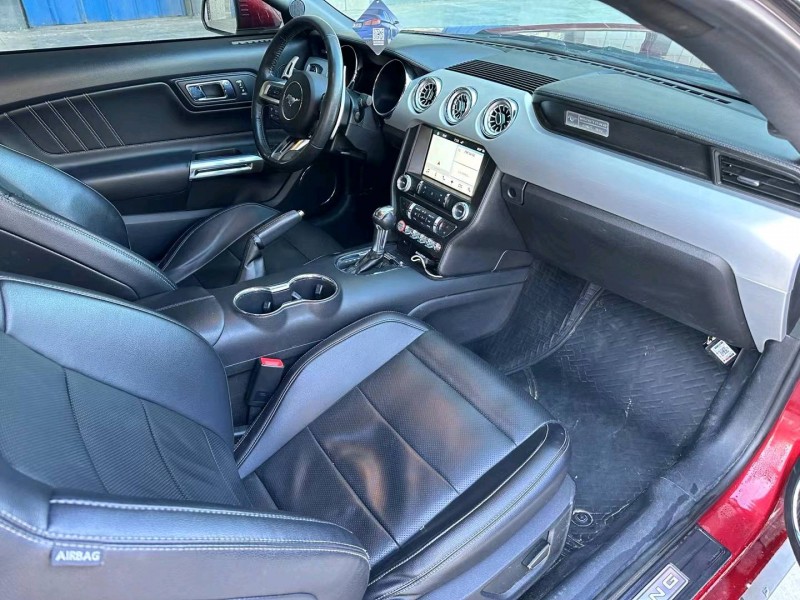 济宁17年福特野马6