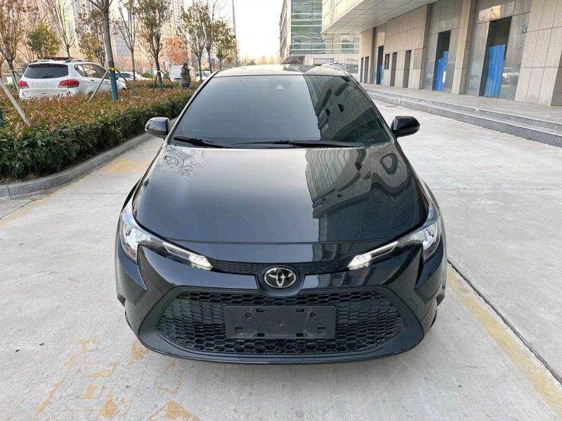 济宁21年丰田雷凌1