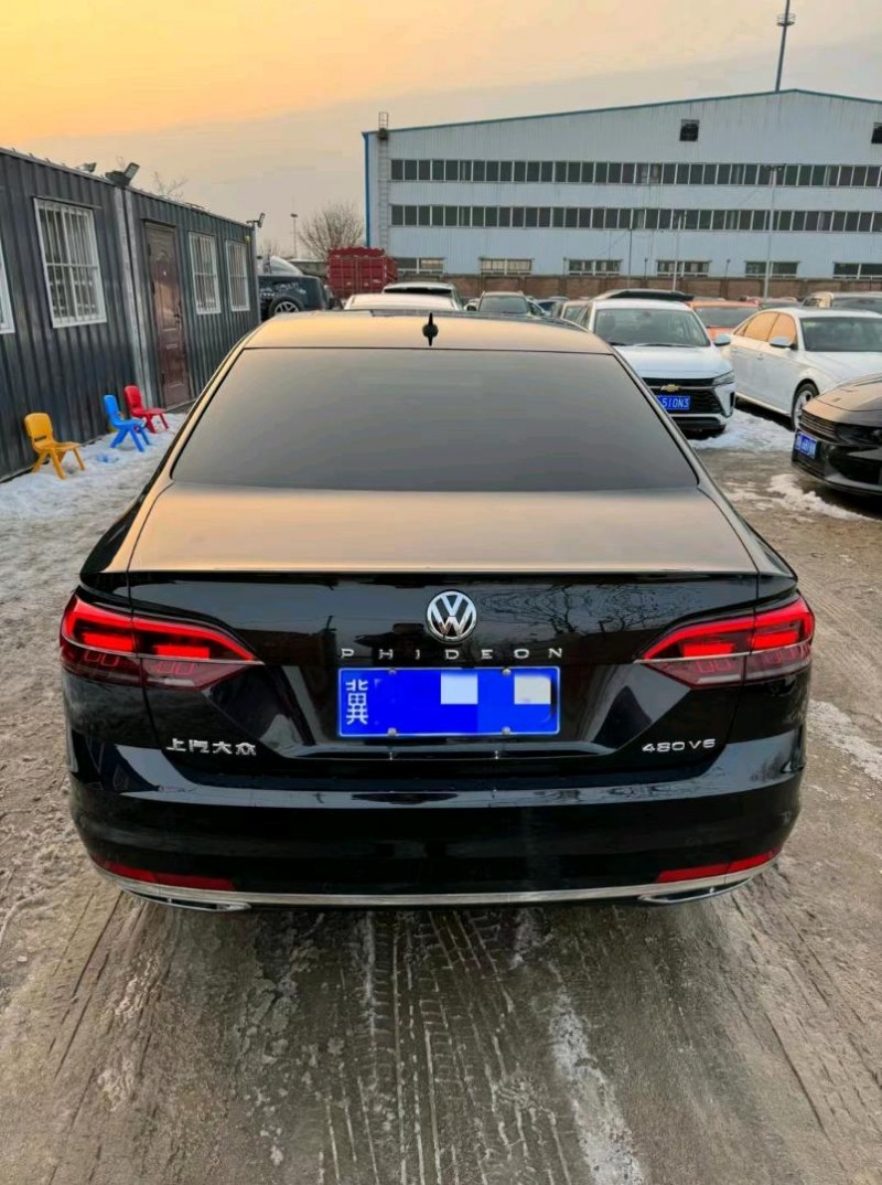 保定19年大众辉昂9