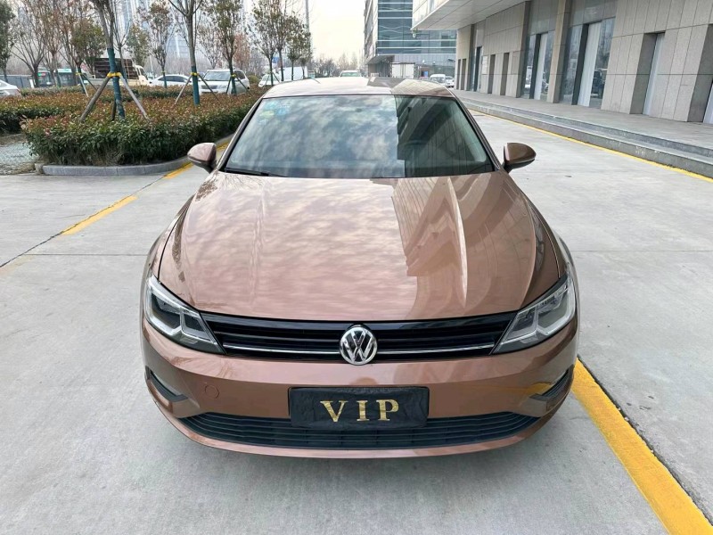 济宁15年大众凌渡1