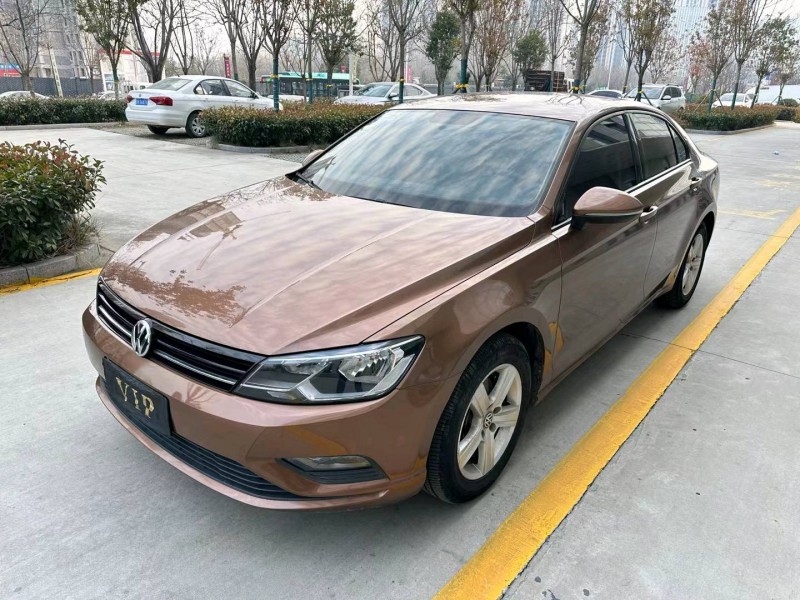 济宁15年大众凌渡2